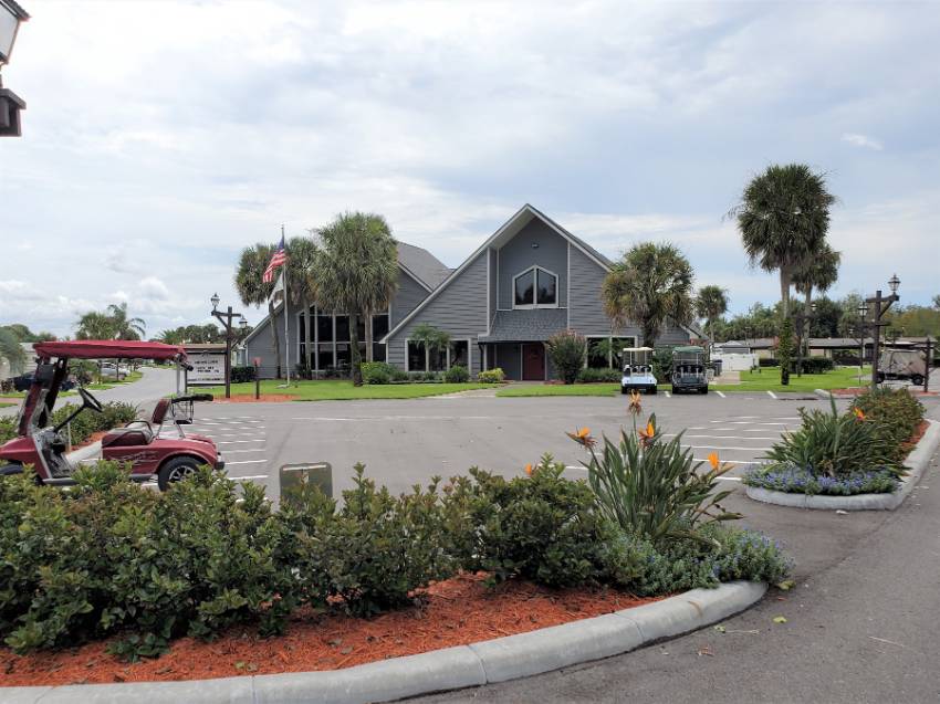 698 Century Lane a Winter Haven, FL Mobile or Manufactured Home for Sale